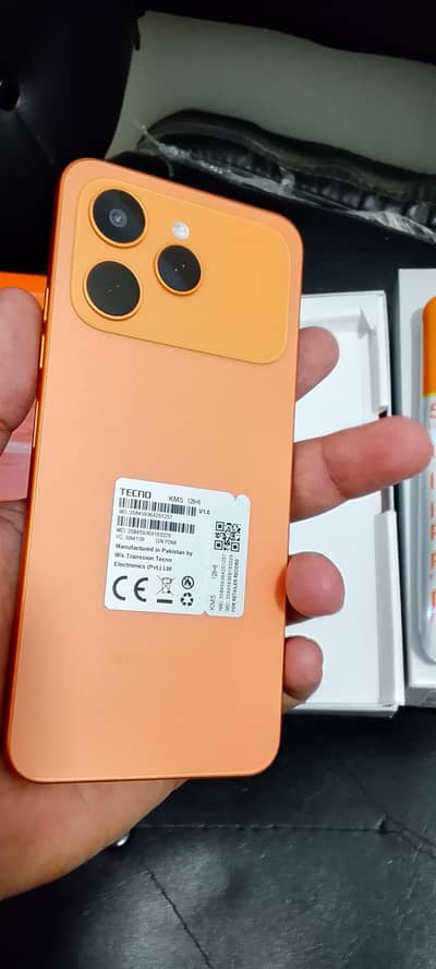 techno spark 40  6+6+128