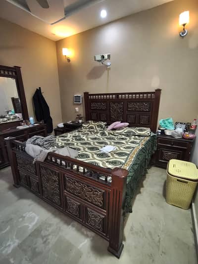 king size bed and side tables with dressing table and shokesh almari