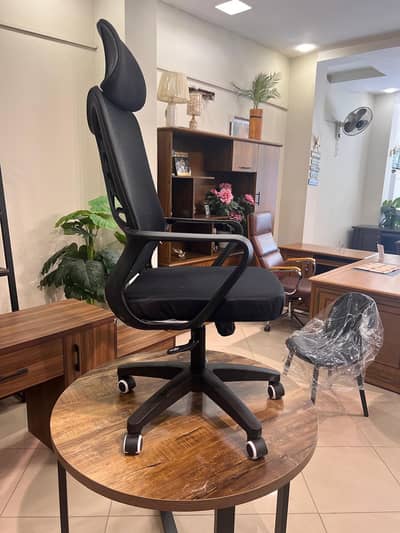 Revolving Chair / Computer Chair / Study / Gaming / Executive Chair