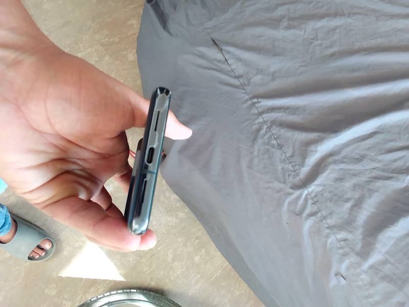 Google pixel 8 pro 4