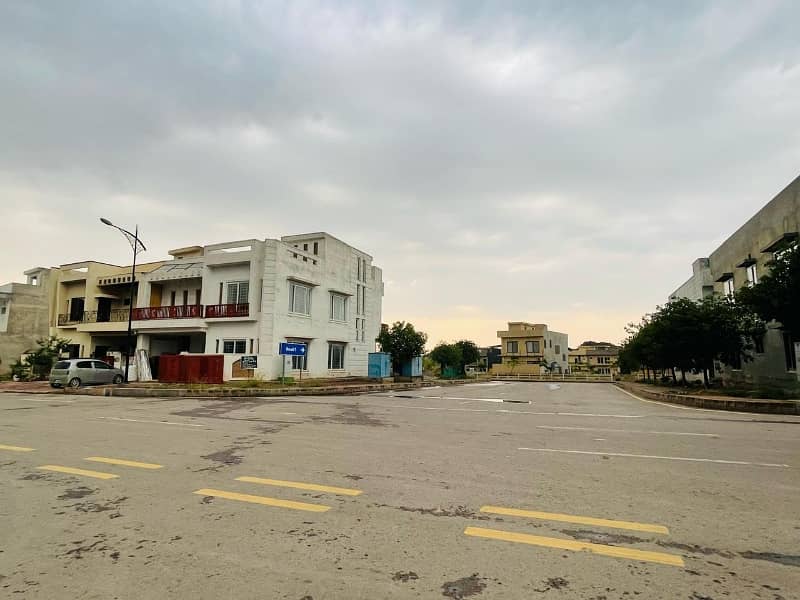 8Marla ideal location solid land plot with back open 6