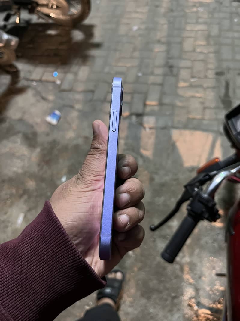Iphone 12 2