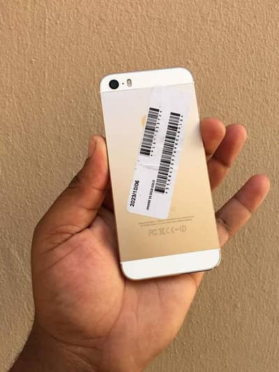 I phone 5s 64 gb my wts numr 0320,69,10,527