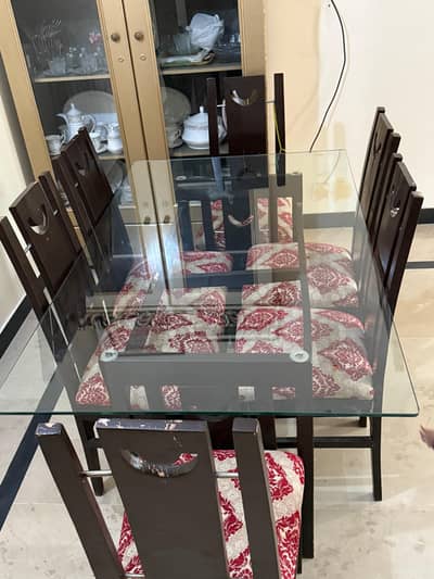 Dinning table and chairs for sale