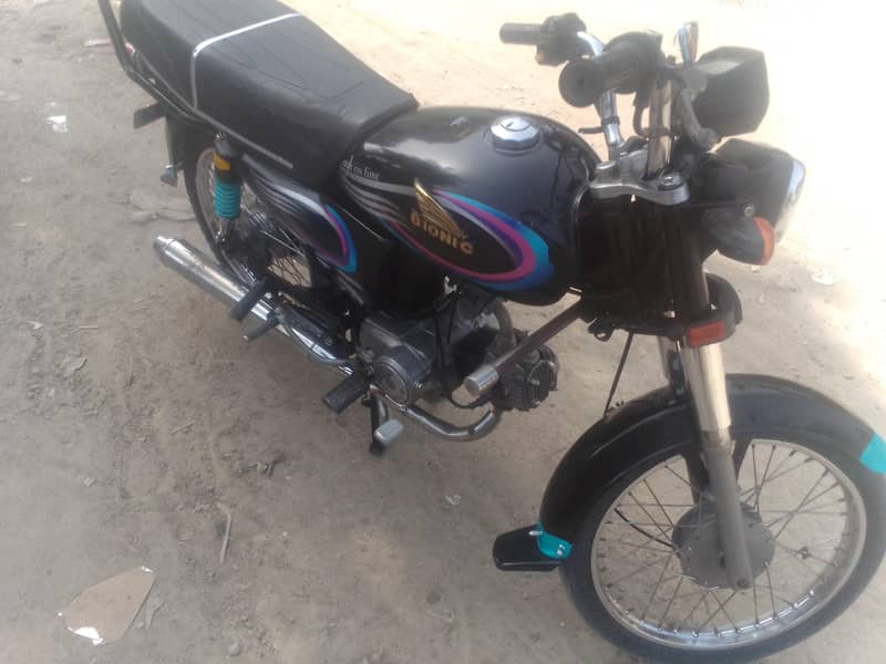 Bionic 2012 model he contect num 03163038336 3