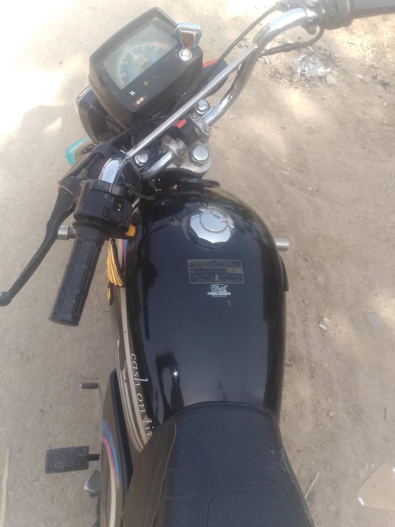 Bionic 2012 model he contect num 03163038336 6