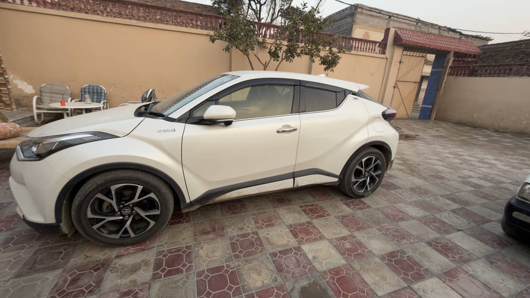 C-HR 1