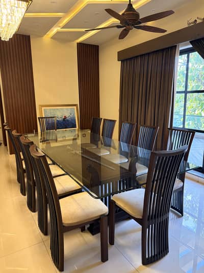 12 person dinning table