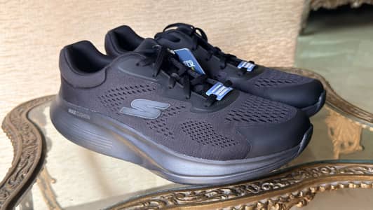 Skechers Go Walk Max Walker Augustus. Box Pack for Sale.