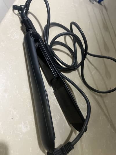 Philips hair straightener