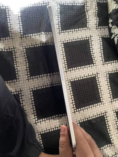 Ipad pro m1 12.9 inch almost new condition