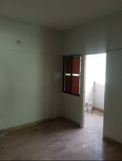 Sale Flat Harmain Tower 2bed lounge cor Lift johar mor