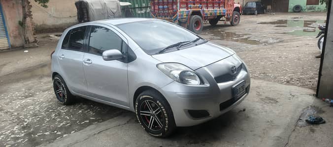 Toyota Vitz 09/13