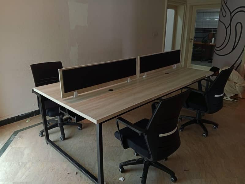Office Workstation 19