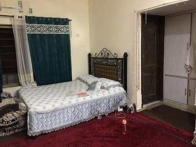 4 Marla Portion For Rent