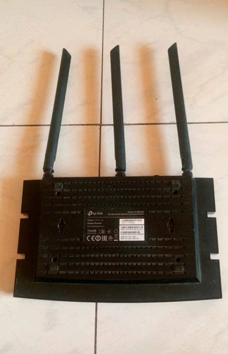 TP-LINK WiFi device 1