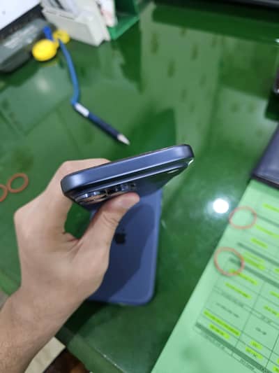 iPhone 17 Pro Max (Non-PTA) – Like New Condition
