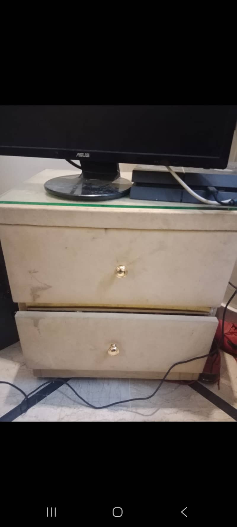 King size bed with dressing table side table 0