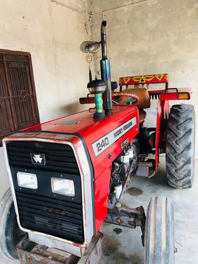 messy 240 tractor new condition