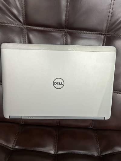 Dell latitude 7240 i5 4th gen