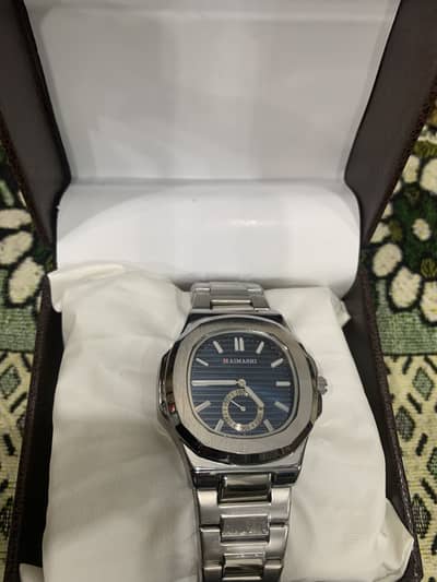 Orignal watch 10/10 with its box