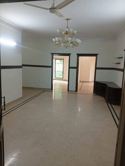 Beautiful Spiciuse 3-BedRooms apartment For Sale very Reasonable price-Al Safa Heights-1 F-11 Islamabad.