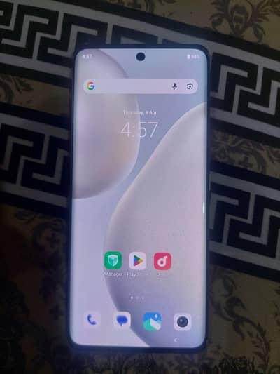 Vivo v40e 5g (8/256) full box . android 16 updated