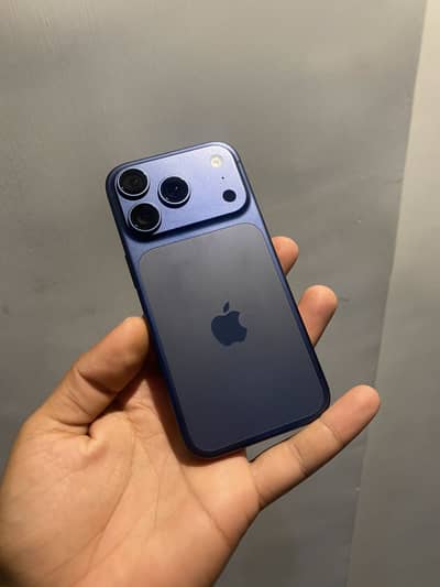 Iphone 17 pro blue 256gb, 88 cycle 10/10