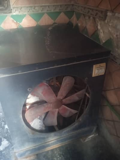 Yeh cooler copper wiring mein hai. ”