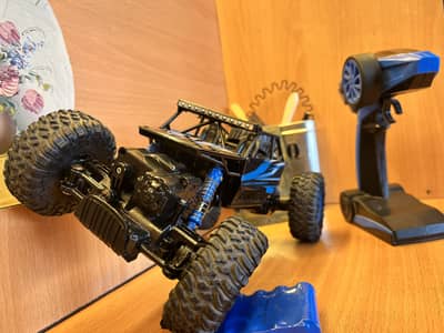 4x4 RC Rock Crawler Full suspension read description