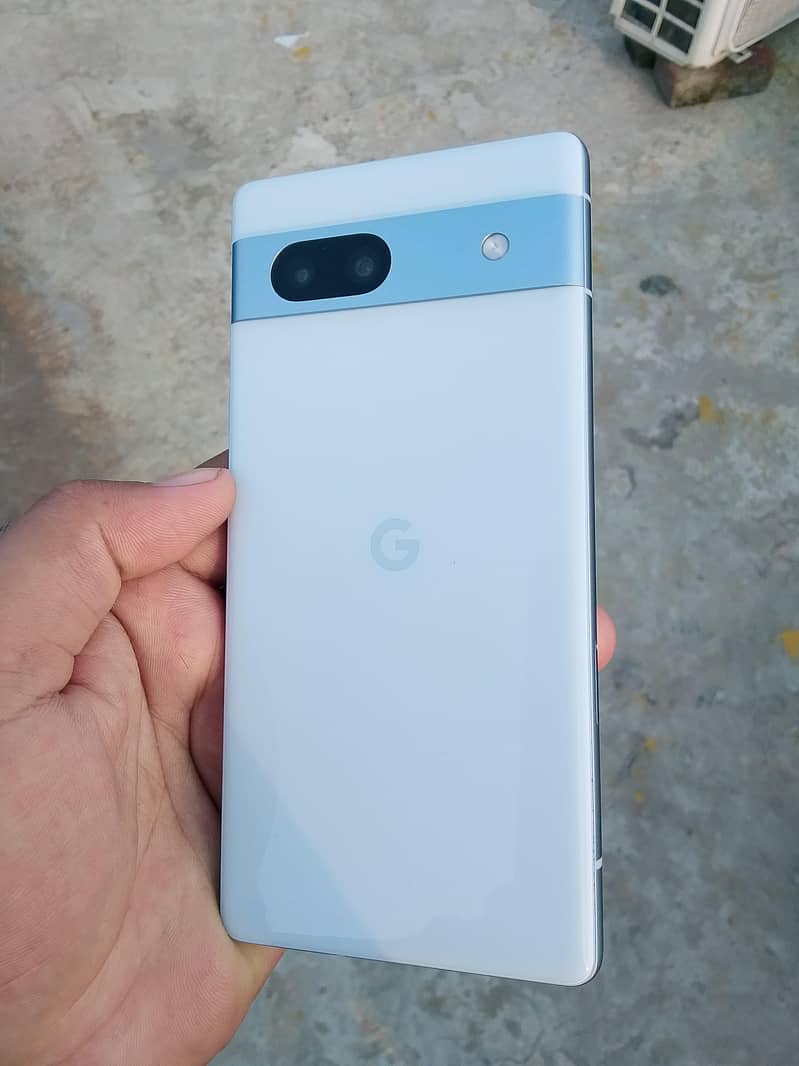 google pixel 7a 3
