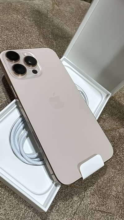 Apple iPhone 16 Pro Max