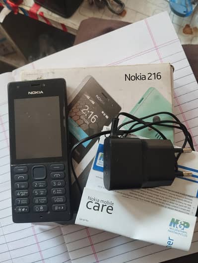 Nokia 216 keypad phone