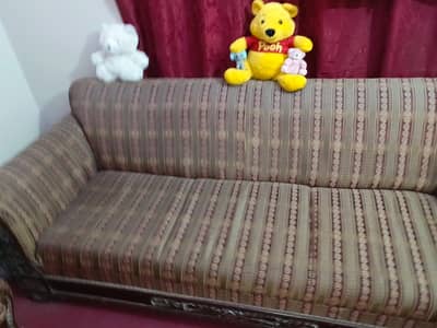 7 Seater Sofa Set with table