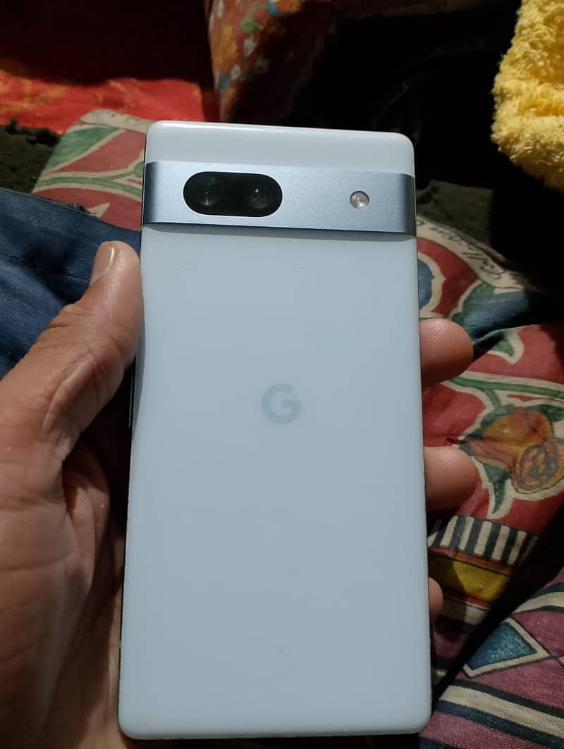 Google Pixel 7a 4