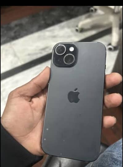 Apple iPhone 15 — Factory Unlocked (LLA)