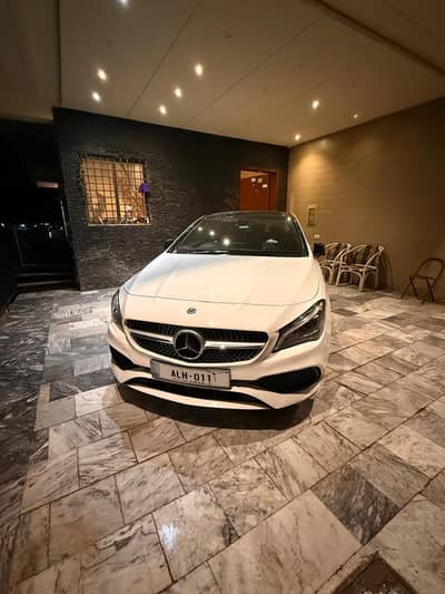 MERCEDES CLA 200 2018