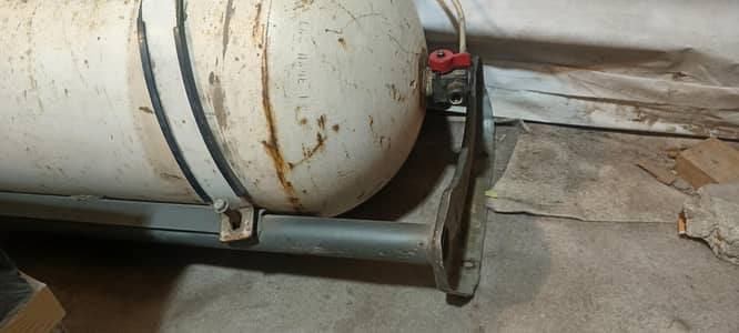 GENUINE UAE GENUINE CYLINDER FOR SALE WITH GENUINE  KIT