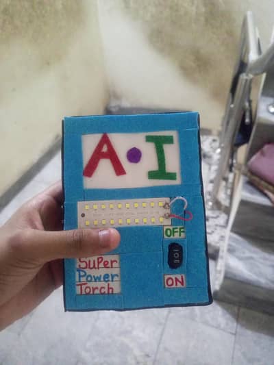 super power torch dabel battery ki hai