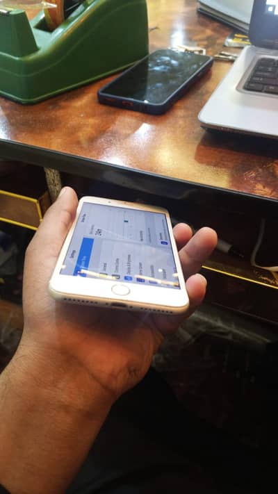 iphone 7plus pta bettry change 128 GB  03268851050