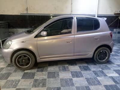 Toyota Vitz 2001