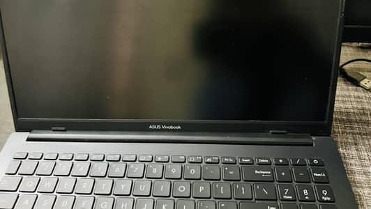 Asus Vivobook Go 15 Ryzen 5 512 ssd and 16 GB Ram