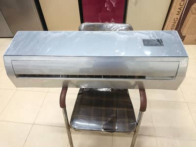 Electrolux 1.5 ton DC inverter Genuine  all okay (0306/4462/443) wows