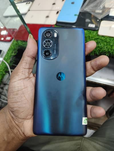 MOTOROLA EDGE 30 PRO