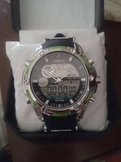 The beauty of time, in your style ⏱ Smart look, perfect style