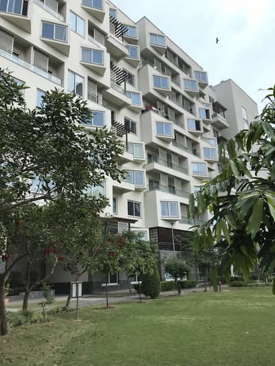 3 BEDROOM+ MAID ROOM SEMI FURNISHED APARTMENT FOR RENT