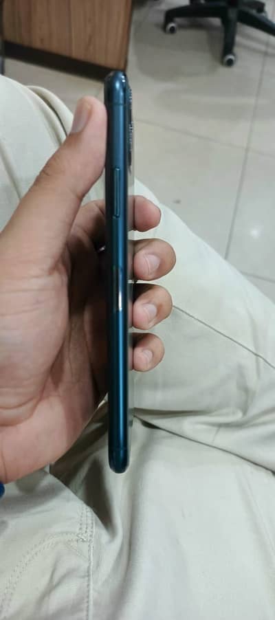 Iphone 11 Pro Max  Official PTA Approved