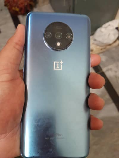 One plus 7t 6/128 like new