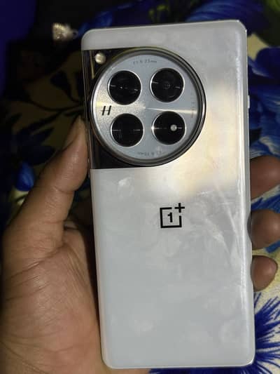 OnePlus 12 (24GB RAM / 1TB Storage) For Sale
