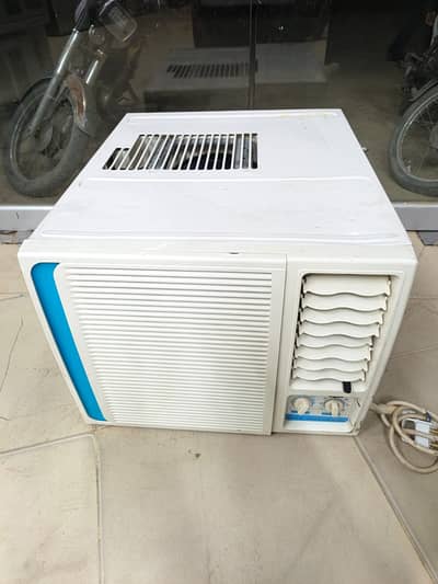 Window AC  0.75 ton Genuine  all okay (0306/4462/443) wowset